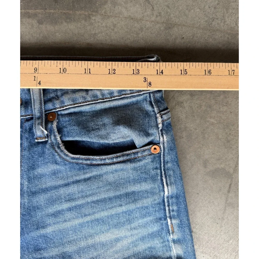 Womens Sz 26 MADEWELL Straight‎ Crop Blue Distressed Light Wash
